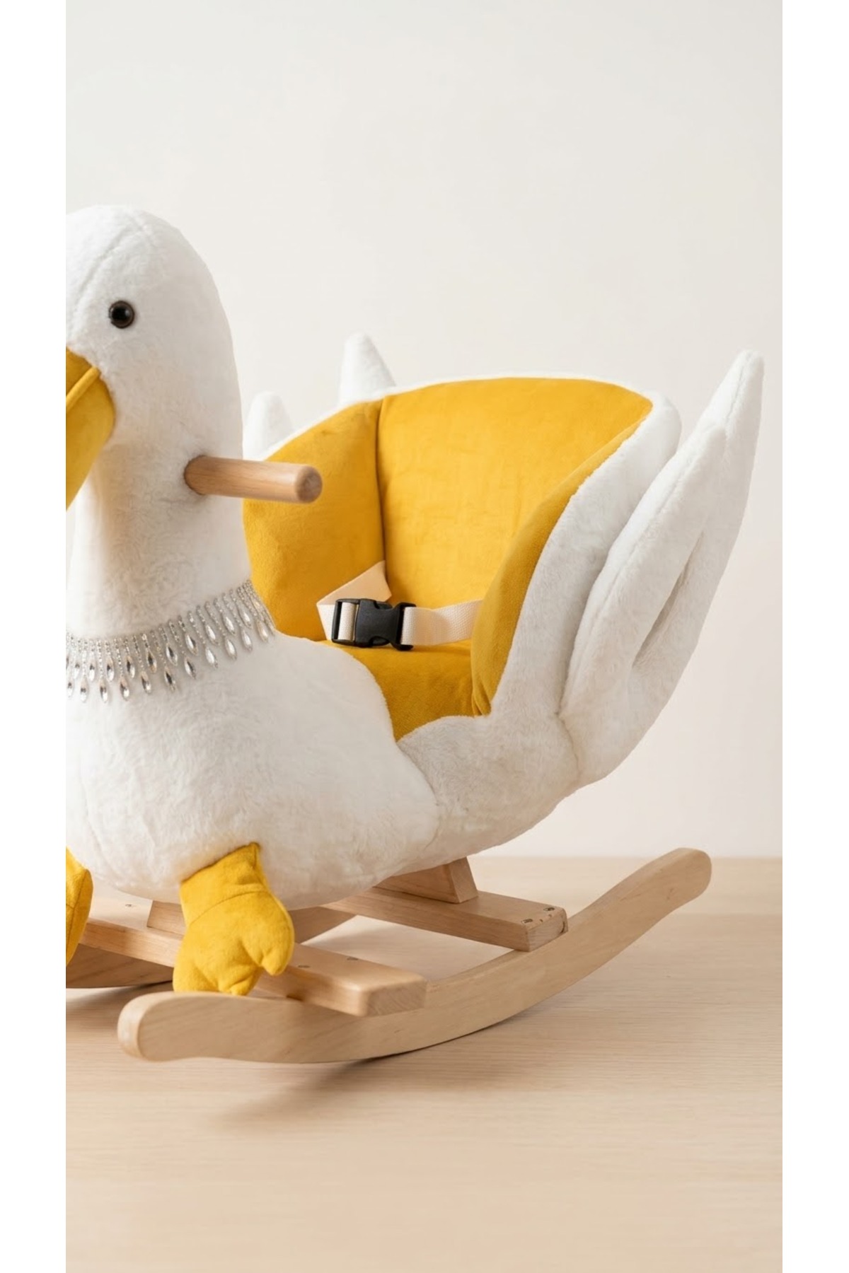Ekru Peluş Sallanan Pelikan & Flamingo Koltuk